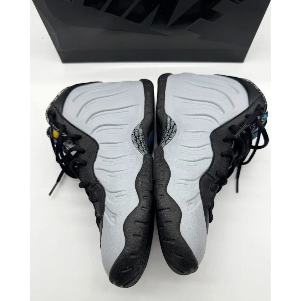 Nike Little Posite One Graffiti Youth Sz 7Y/ Women's Sz 8.5 Wolf Grey 644791-009